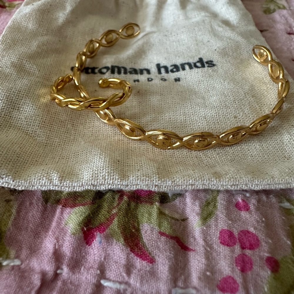 Ottoman Hands Gold Bracelet and Ring Set